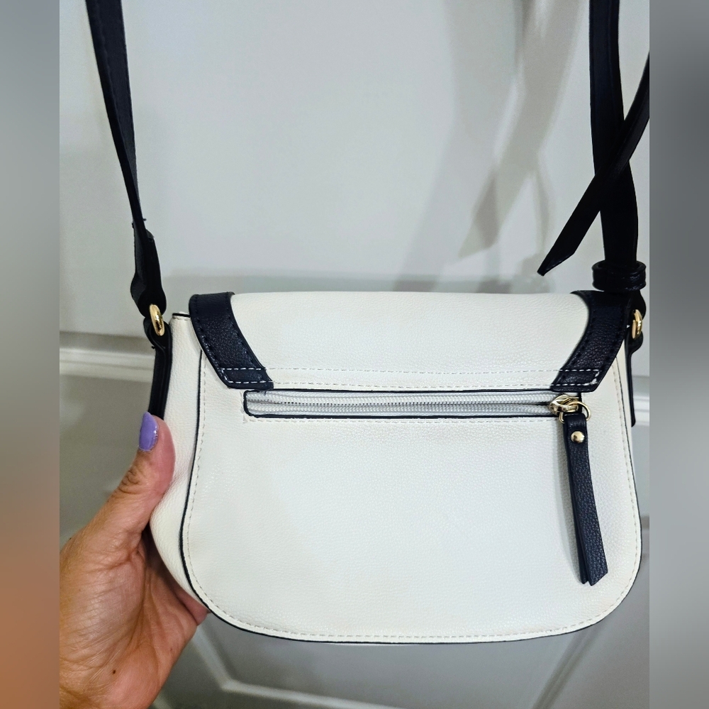 Ara Elegant White and Navy Blue Crossbody Bag - Picture 4 of 5